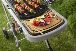 Weber Traveler Schneidebrett (7031) -Weber webe 7031 M1 NaturalSide Skewers rgb